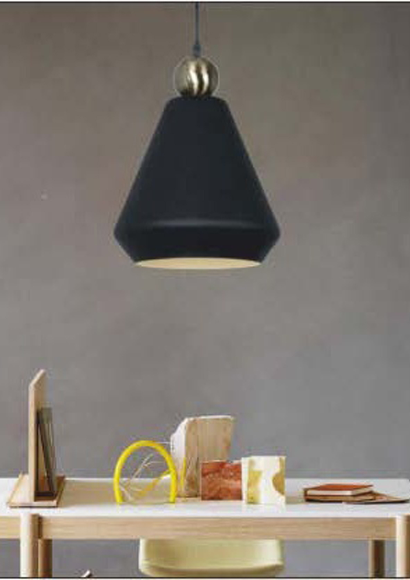 Beyond Lights - Black Pendant Lamp- GL